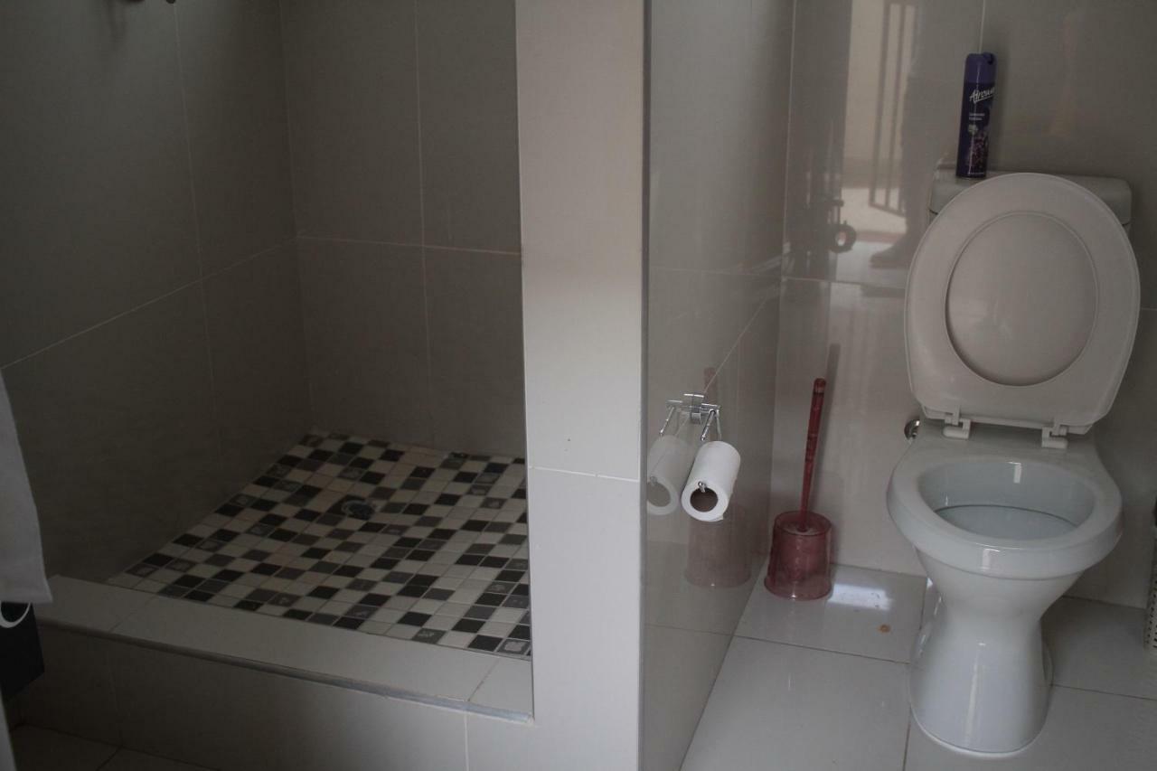 Triple Palms Bed And Breakfast Gaborone Exterior foto